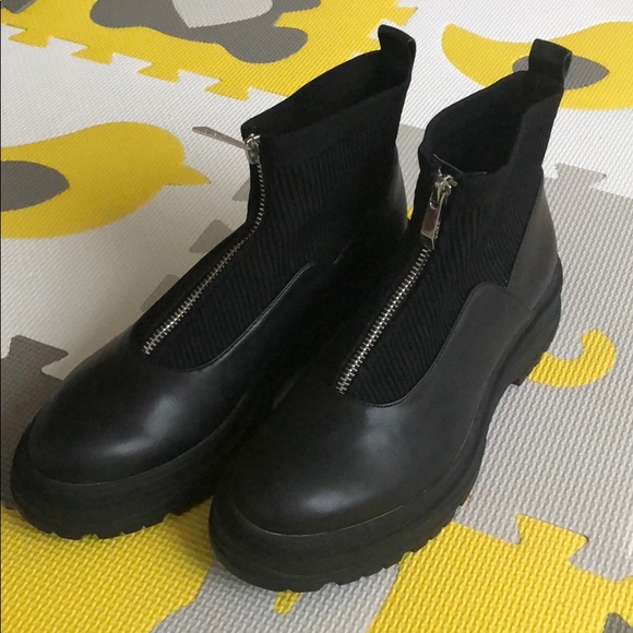 Zara Zippered Low Heeled Ankle boots